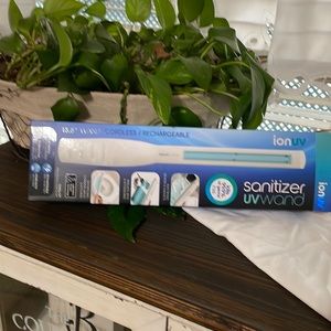 IONUV Sanitizer UV Wand 13.5 inch Cordless rechargeable New in box